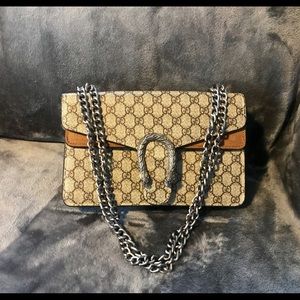Beautiful GG leather and suede Handbag